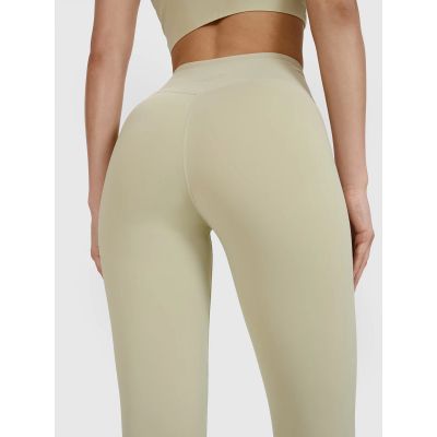 5. Schnelltrocknende Yoga- und Pilates-Leggings für Damen, Größe 4F 4FWSS25TFTIF323-42S