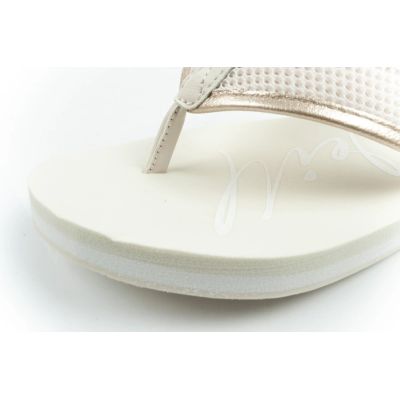 6. O'Neill Damen-Flip-Flops Jacky, hellbeige, bequem