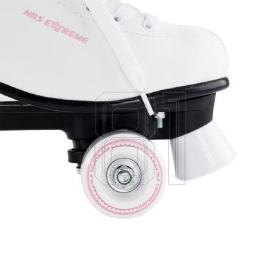 22. Nils Extreme NQ8400S roller skates 38