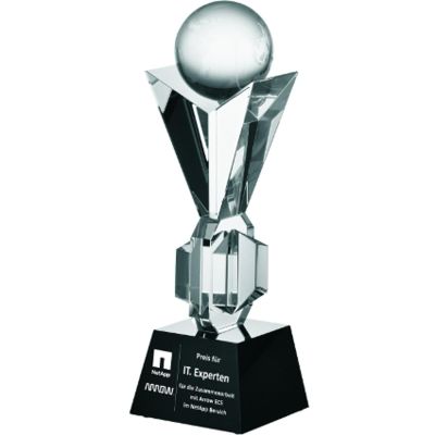 3. Gravierte Glastrophäe mit Vitrine + Farbfüllung