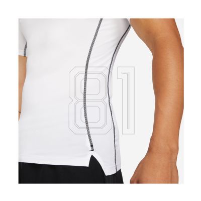 4. Nike Pro Dri-FIT Top M DD1992-100