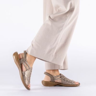 6. Bequeme Damen-Sandalen zum Hineinschlüpfen in Beige Rieker 608D1-60