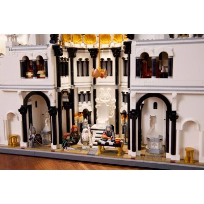 19. LEGO Icons 11377 - Der Herr der Ringe: Minas Tirith