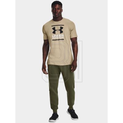 6. Under Armour Hose M 1379774-390