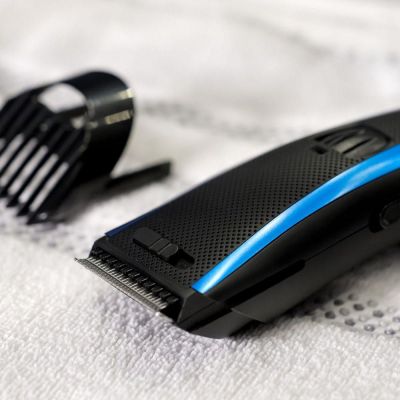2. ELDOM Haarschneider MG11U RAZOR, Akku-/Netzbetrieb, Trimmer, Längeneinstellung