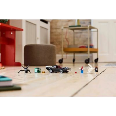 10. LEGO MARVEL SUPER HEROES 76309 Spider-Man vs. Venoms Muscle-Car