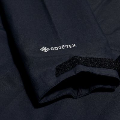 6. Berghaus Hillwalker InterActive Shell Damenjacke mit Membran, Größe S, Schwarz