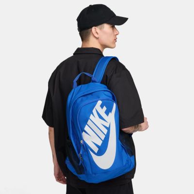 6. Nike Hayward Futura 2.0 Rucksack Blau BA5217 481