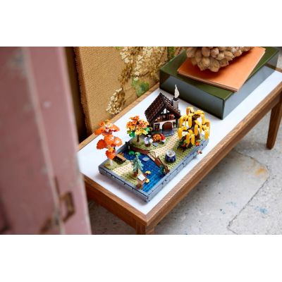 13. LEGO Icons 11372 Herbstgarten mit Häuschen