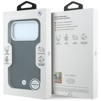 8. BMW Logo mit schrägen Prägebuchstaben, MagSafe-Hülle für iPhone 18 Pro Max / 17 Pro Max – Schwarz