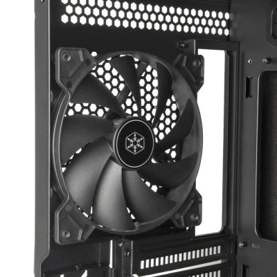 9. SilverStone SST-SED1-B Seta D1 Midi-Tower-Gehäuse – juodas