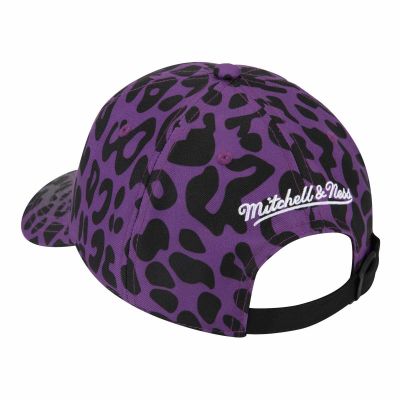 2. Mitchell & Ness NBA Wild Style Los Angeles Lakers Strapback Cap - 6LUOMM20061-LALPURP