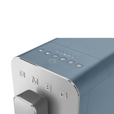 8. Smeg BCC13SBMEU Kaffeemaschine, vollautomatischer Espressoautomat, 1,4 l