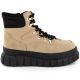 9. Wanderschuhe auf der Plattform News W EVE450B
