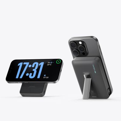 5. Cuktech WPB100 10000 mAh Qi2 Magnetische Powerbank 30W mit Ständer - Schwarz