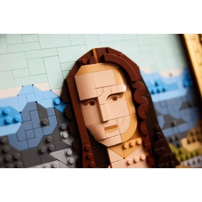 8. LEGO ART 31213 Mona Lisa