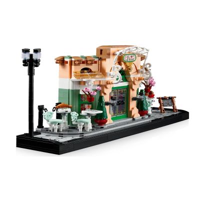 25. LEGO ICONS 10362 Französisches Café