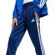 22. adidas Seasonal Essentials Tiberio 3-Stripes Jr JC7518 Trainingsanzug