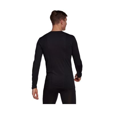 4. adidas TechFit Kompressions-T-Shirt M GU7339