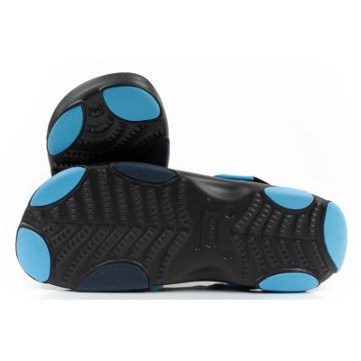 10. Crocs Classic All-Terrain M 207711-0ZQ Sandalen