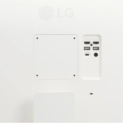 4. LG LED 27" 27U731SA-W Monitor