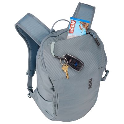 8. Thule AllTrail Daypack 18 L - Teich