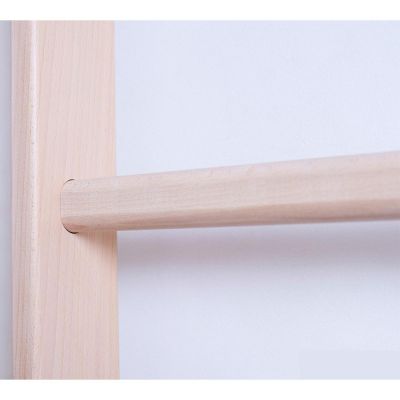 24. Leiter mit Holzstange und Zubehörbank 112+A204