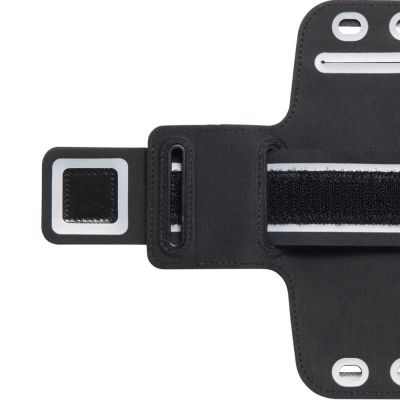4. Spigen A703 Sportarmband 6,9'' - Schwarz