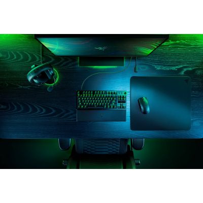 16. Razer Viper V3 Pro Gaming-Maus, kabellos (RF) + USB Typ-C, optisch, 35.000 DPI