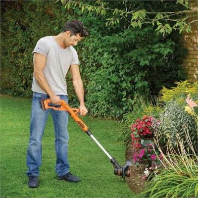 3. Black & Decker ST182320 Akku-Trimmer