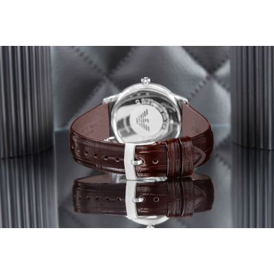 7. Emporio Armani Minimalist AR11672 Herrenuhr + Box
