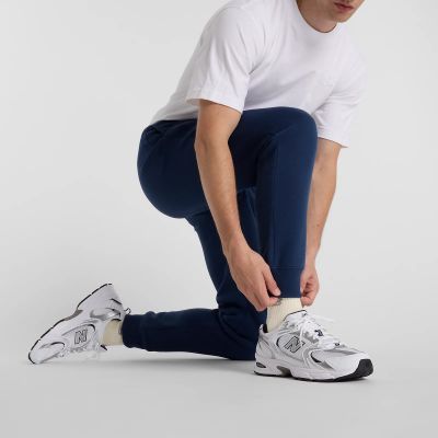 6. New Balance Sport Graphic Fleece Jogger Pants M MP51940NNY