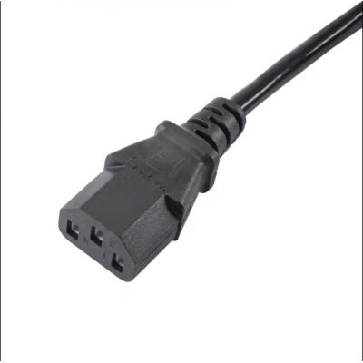 2. Akyga AK-PC-05A Kabel (Hybrid C/E/F (CEE 7/7) M - C13 M Standard; 5 m; schwarz)