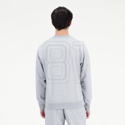 8. New Balance ESSENTIALS STACKED LOGO FRENC AG M MT31538AG Sweatshirt