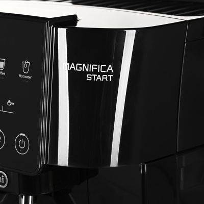 13. Kaffeevollautomat DeLonghi ECAM 220.60.B
