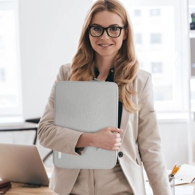 9. Tech-Protect Sleevy Laptop 13-14 Hülle – Grau