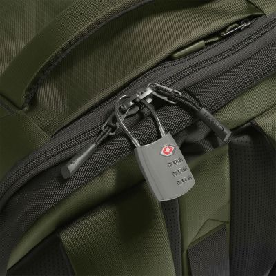 7. Tech-Protect Defender S70 RYANAIR & WIZZAIR 24L Laptop-Rucksack – Dunkelgrün