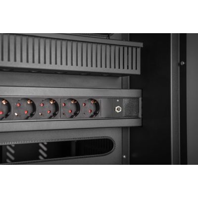 8. DIGITUS mobiler Schrank auf Rollen zum Laden von Notebooks/Tablets bis zu 15,6 Zoll