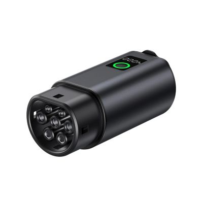 9. V2L Typ 2 Adapter – Schuko 3500 W mit Leistungsanzeige und Gehäuse – schwarz