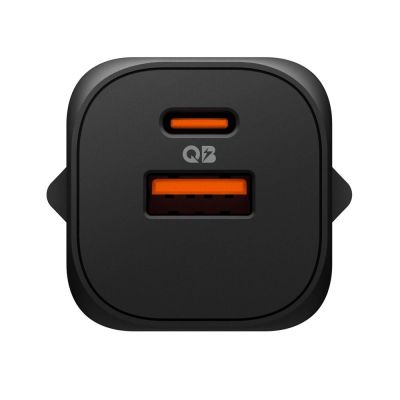 2. Spigen Essential EE352EU USB-C / USB-A 35W Wandladegerät – Schwarz