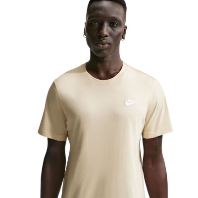3. Nike Club Tee Herren-T-Shirt Beige AR4997 229