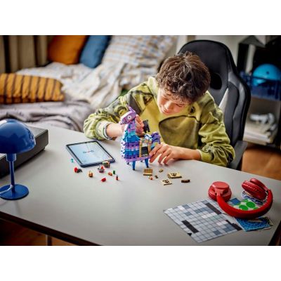 7. LEGO FORTNITE 77071 Versorgungs-Lama