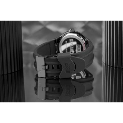 6. Herrenuhr DIESEL Streamline DZ2203 + Box