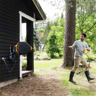 3. Fiskars 1027095 Gartenschlauchhalter Fiberglas, Metall Schwarz