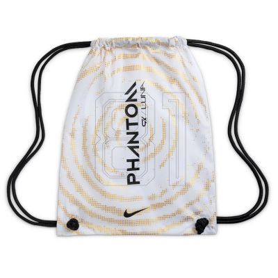 6. Nike Phantom Luna II Elite M FJ2572-100 football boots
