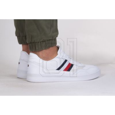 8. Tommy Hilfiger Court Cupsole Retro Lth Stripes M FM0FM04828YBS Schuhe