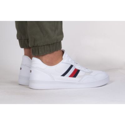8. Tommy Hilfiger Court Cupsole Retro Lth Stripes M FM0FM04828YBS Schuhe