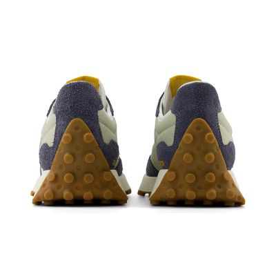 7. New Balance Unisex U327SD Schuhe