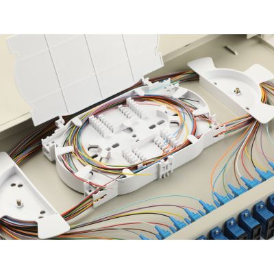 6. Equip 337311 1U Patchpanel