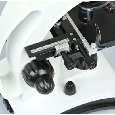 6. Delta Optical BioLight 300 Mikroskop